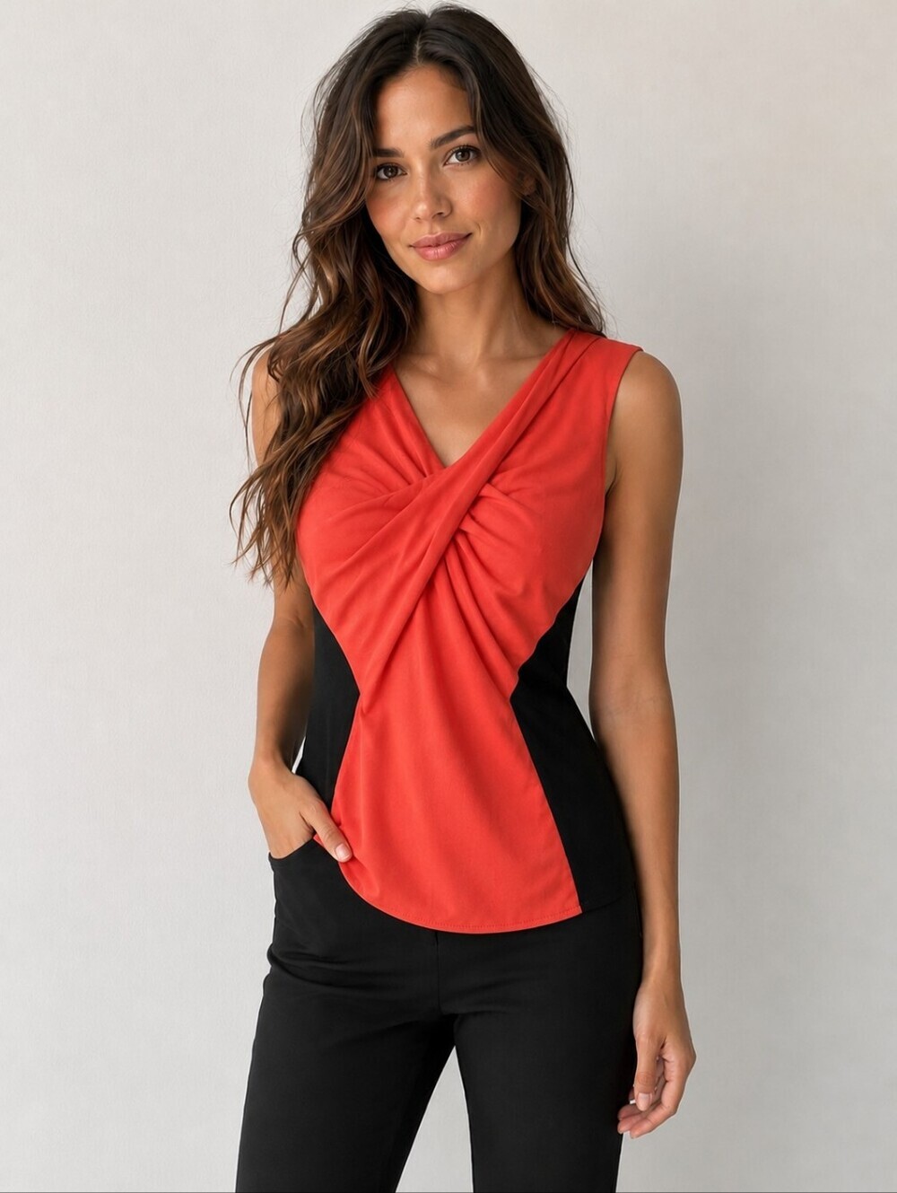 ❤ VINCE CAMUTO COLORBLOCK CROSS FRONT TOP, MEDIUM